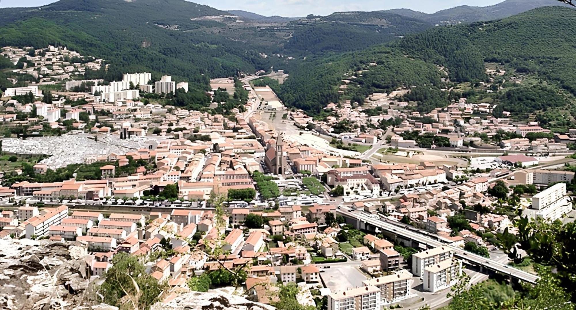 Maison Conviviale Pres Des Cevennes Avec Terrasse La Grand'Combe Exterior photo